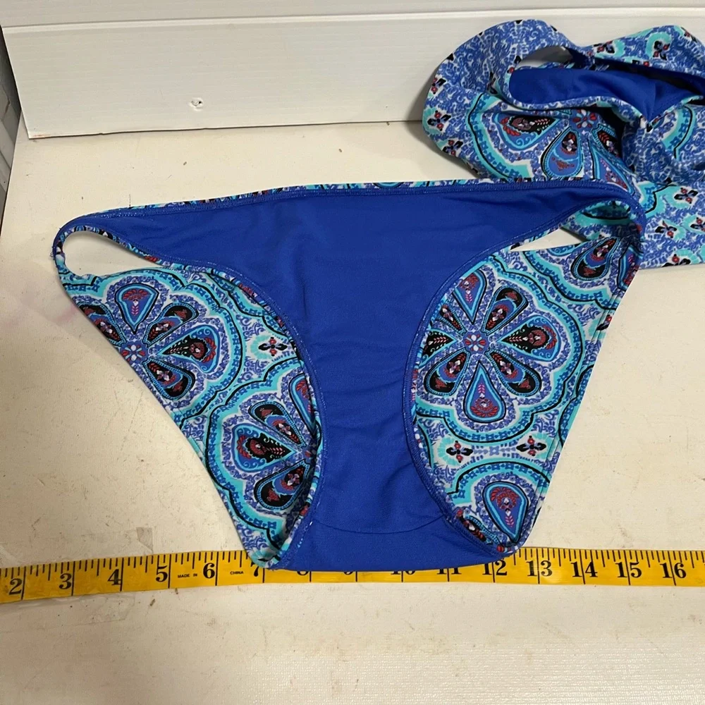 Holllister size large bikini